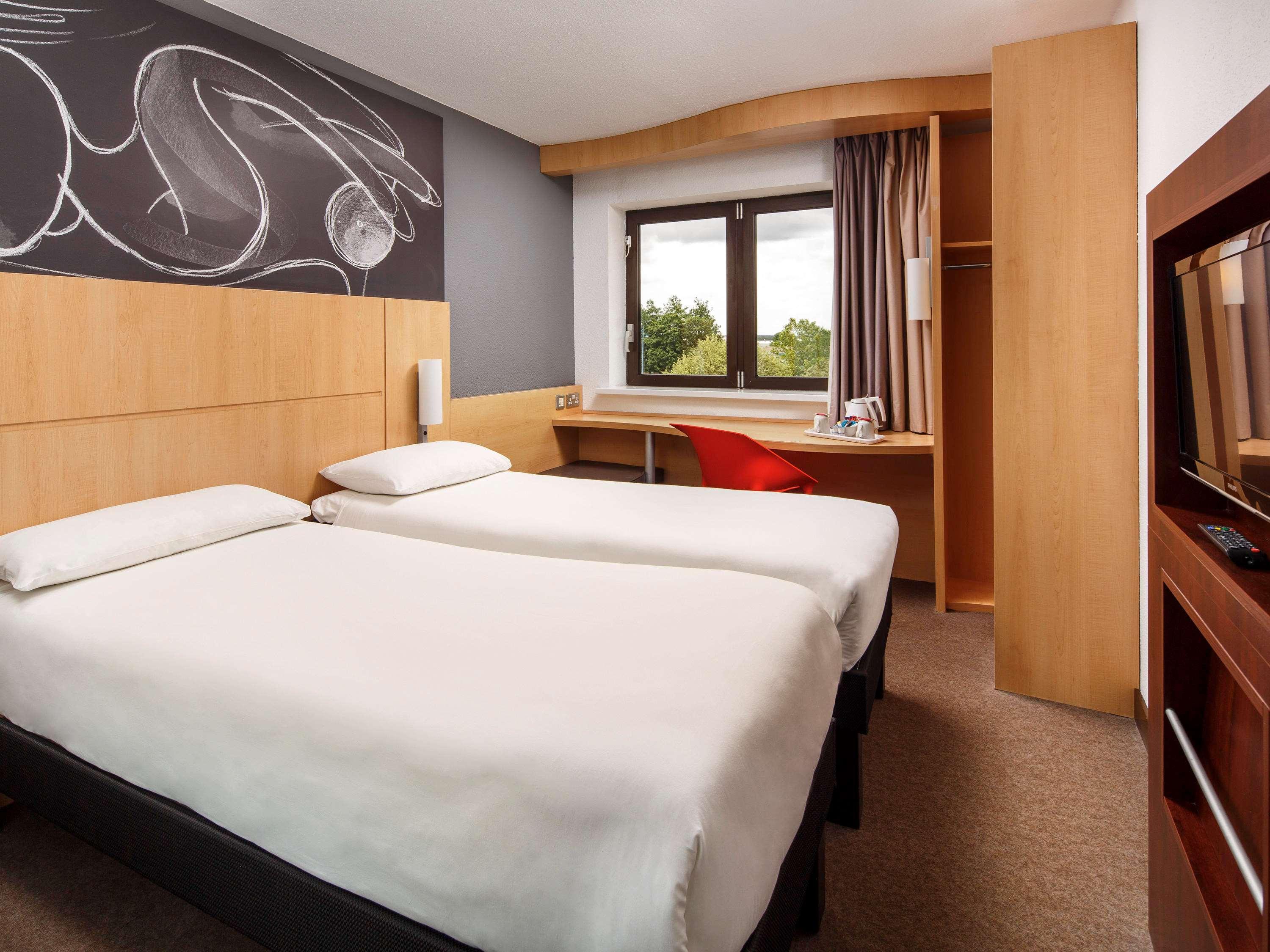 Ibis Southampton Exterior foto