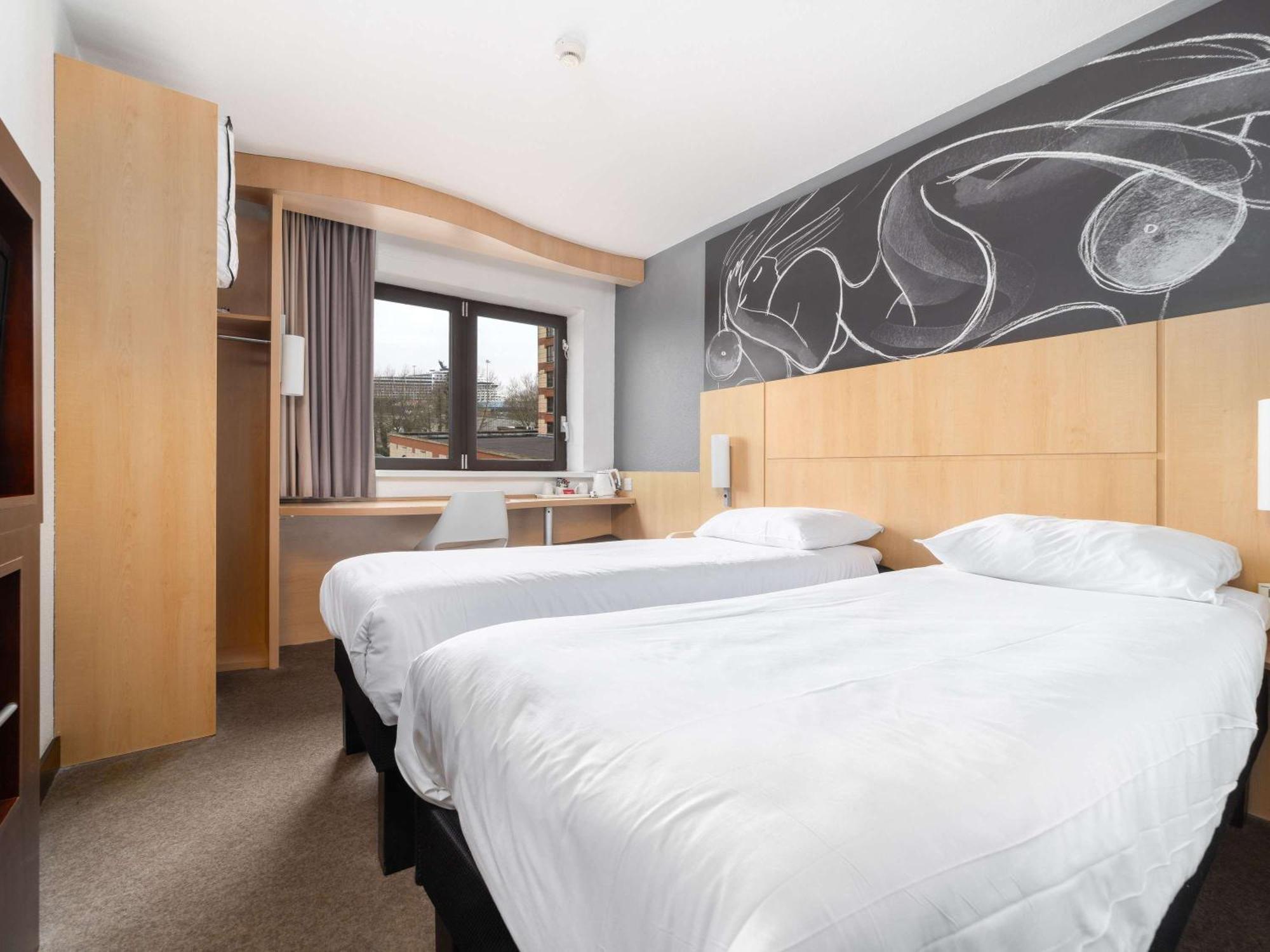 Ibis Southampton Exterior foto